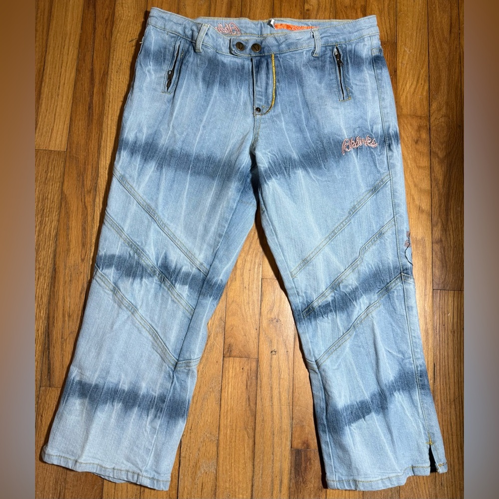 Vintage Y2K AKDMKS WOMENS JEAN CAPRI FLORAL BEACH SIZE 33 Logo Two Tone